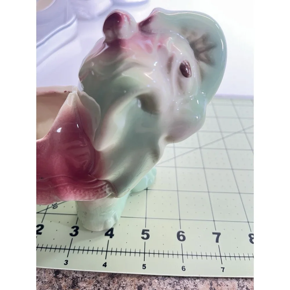 Shawnee Pottery this vintage